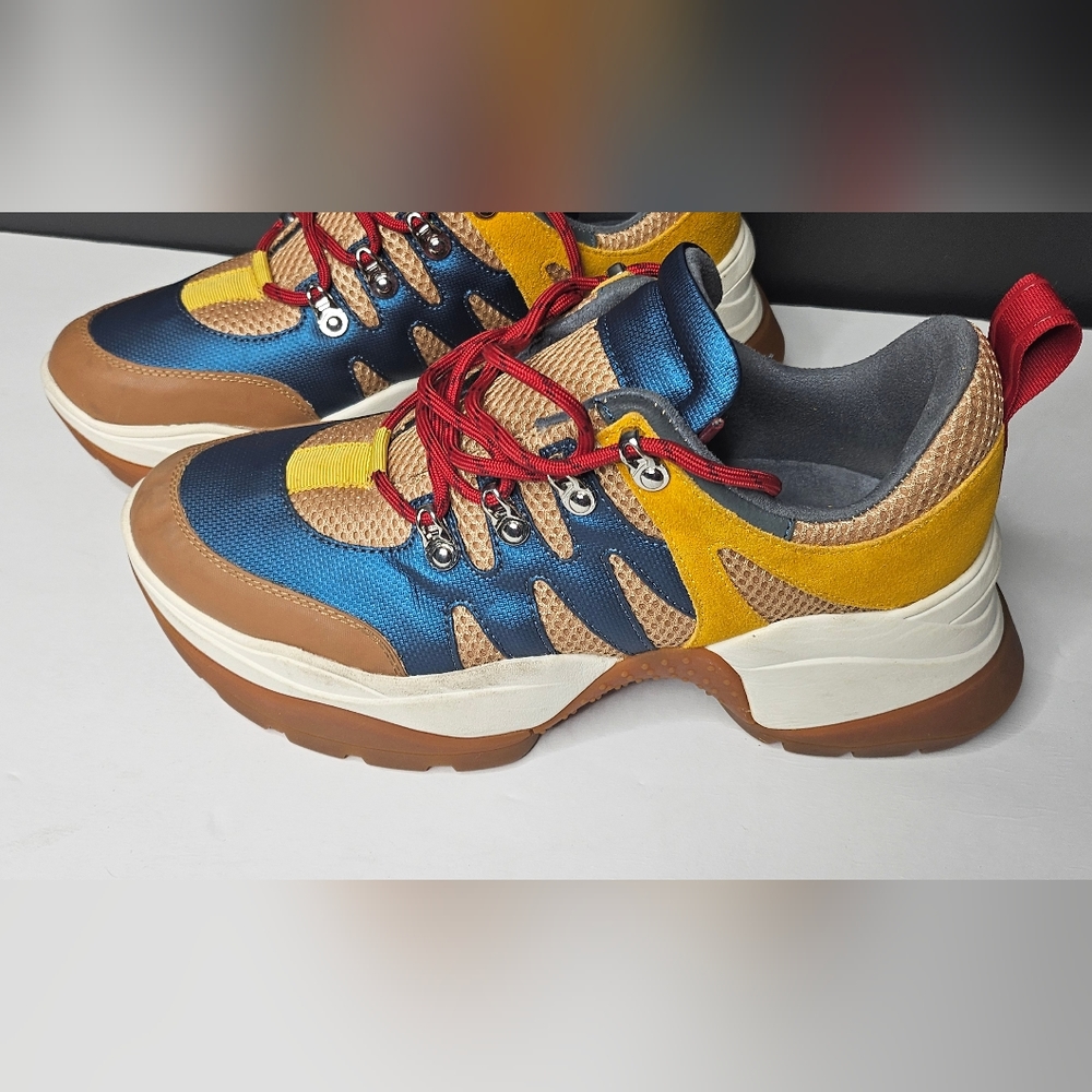 Kenneth Cole Women's Maddox 2.0 Trail Bright Hiker Platform Sneakers - Picture 6 of 15